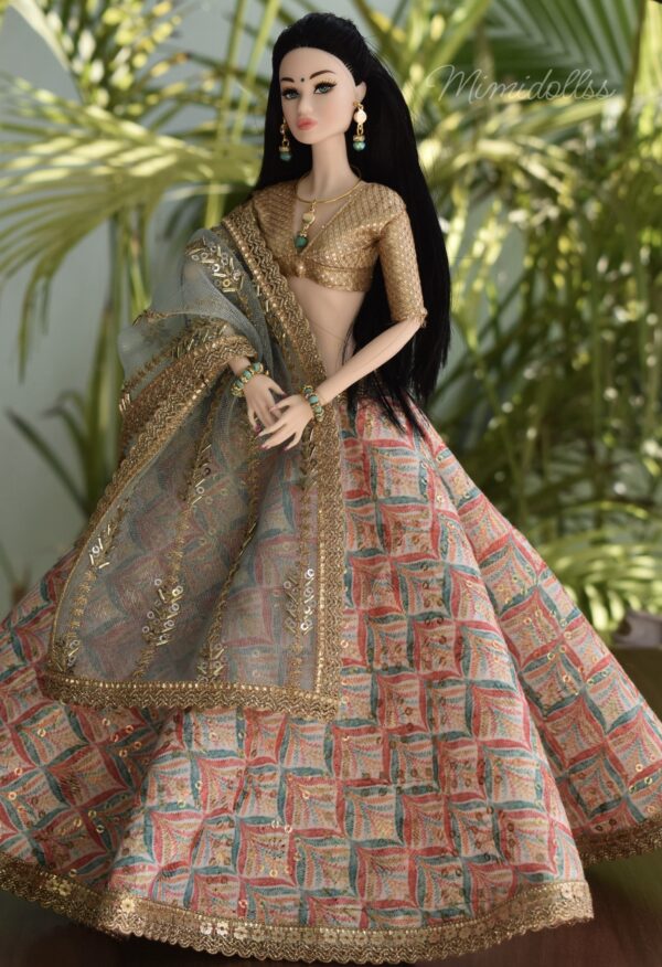 SAanVi Doll (pretty Indian bride)