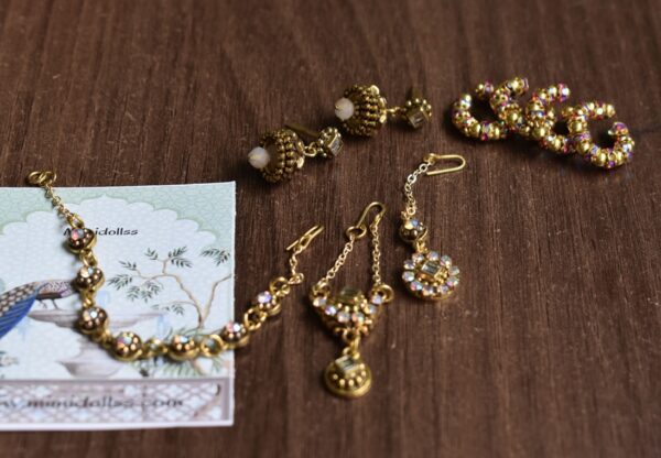 Navyaa Doll (Pink and gold Banarasi silk saree)