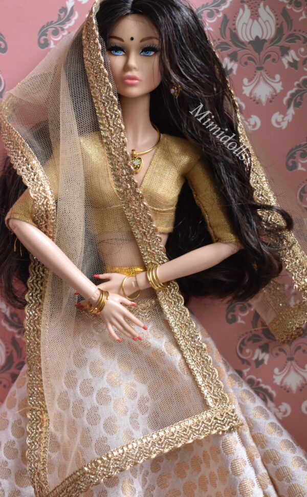 Shweta Doll (Ivory Banarasi silk lehenga)