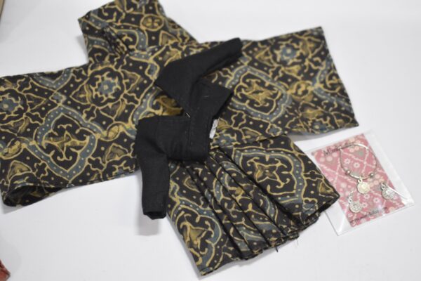 dsc_0381 Block printed cotton saree with accessories for doll