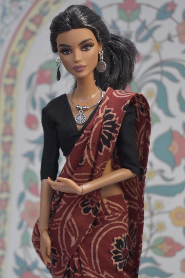 Maroon block printed cotton saree with accessories for doll