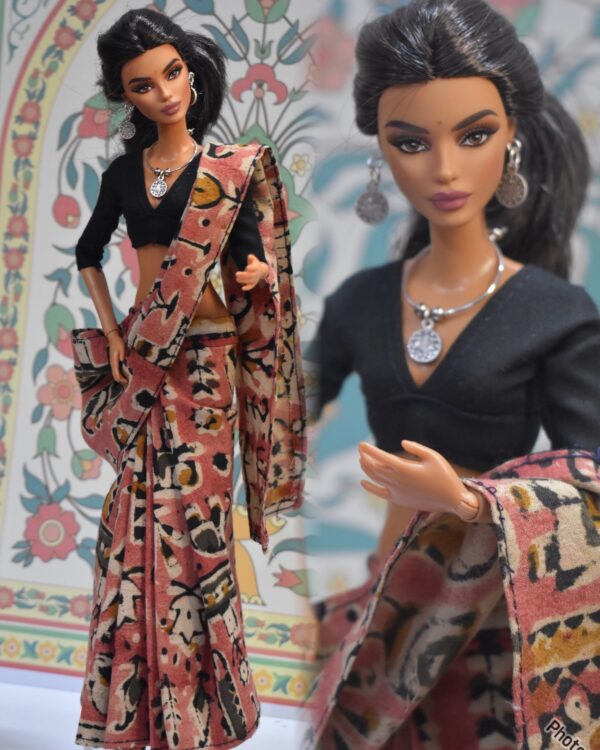 Pink kalamkari cotton saree with accessories for doll