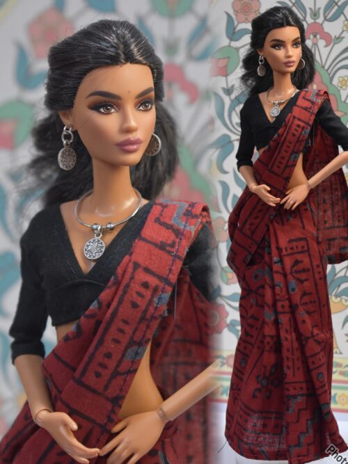 Maroon printed saree with accessories for doll