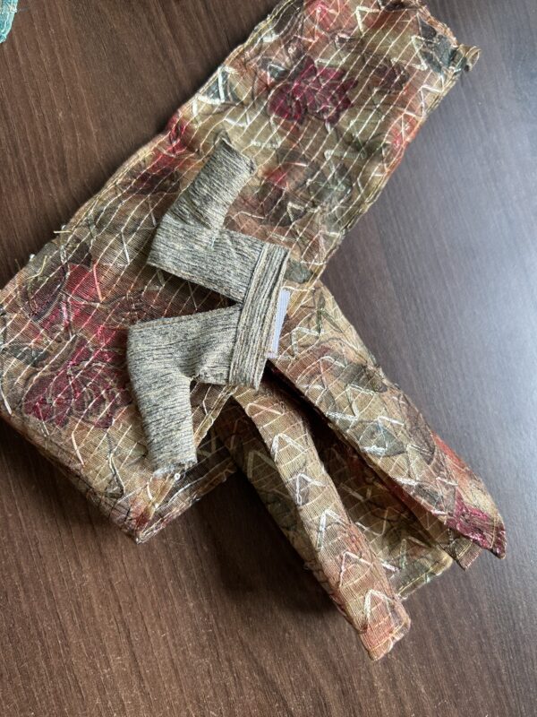 A set of 4 sarees for Barbie doll with jewellery