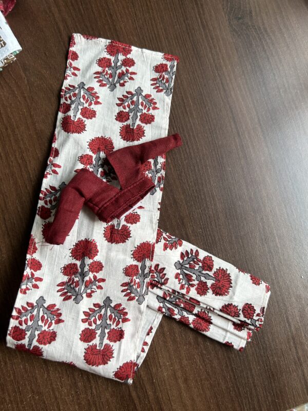 A set of 5 cotton sarees with accessories for Barbie doll