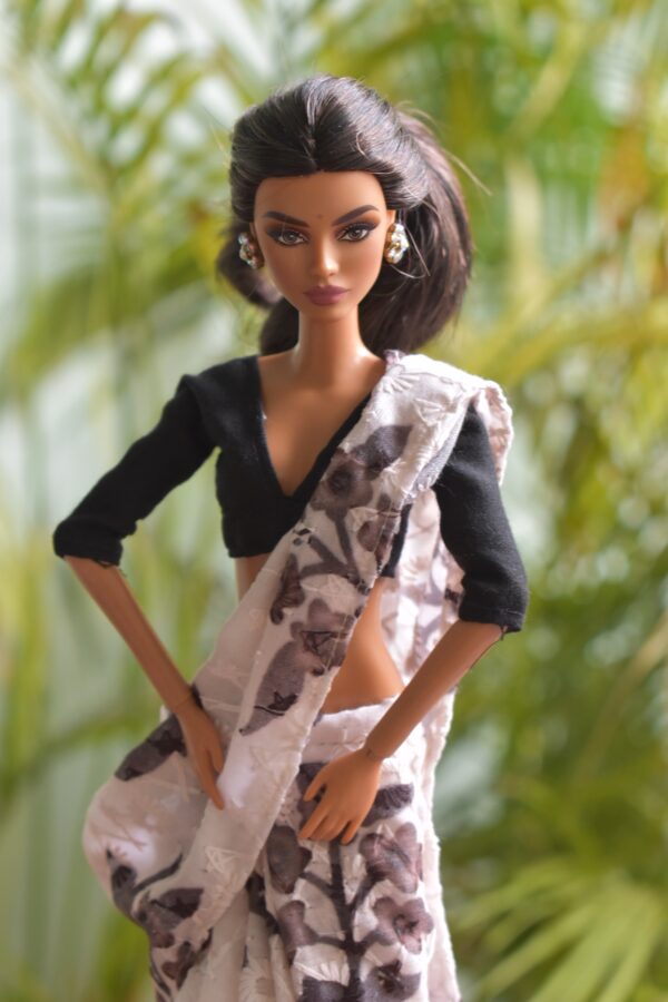 A set of 2 sarees with accessories for Barbie doll
