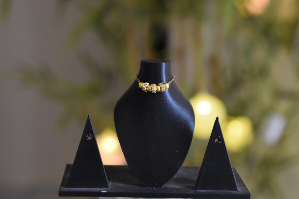 dsc_1351 Gold jewellery for dolls (set of 4 necklaces)