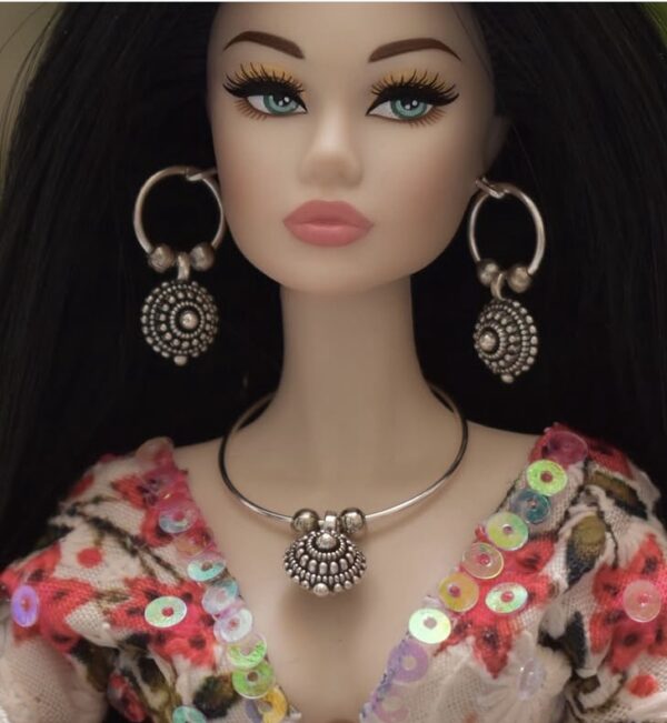 screenshot-549 Silver jewelry set for dolls
