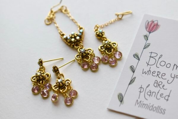 Gold and pink bridal jewelry for dolls