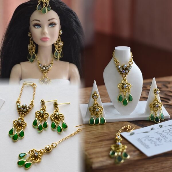 Gold and green bridal jewelry for dolls